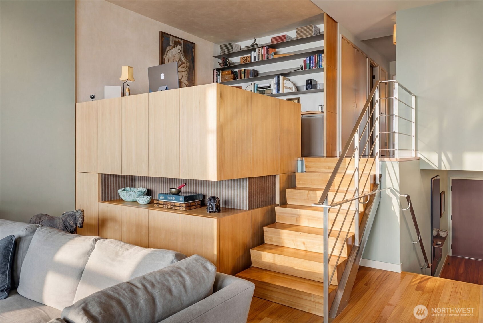2021 1st Avenue #E8, Seattle, WA 98121