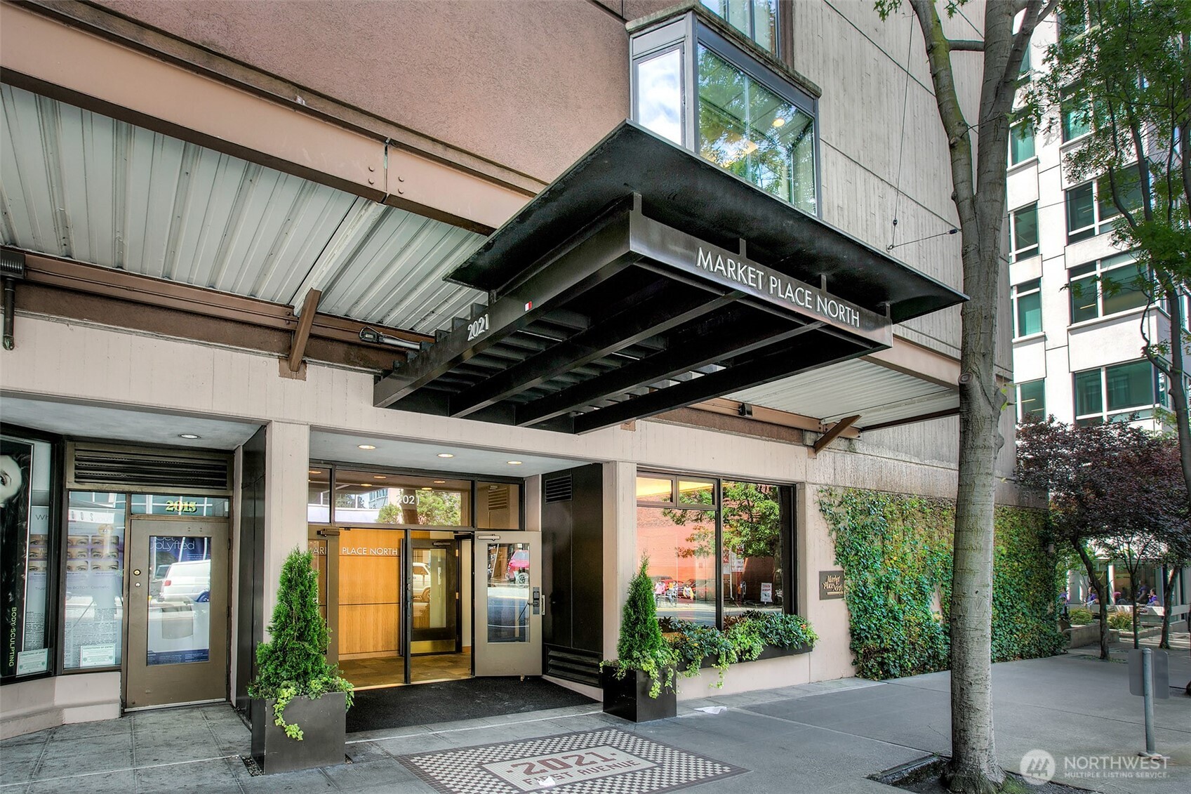 2021 1st Avenue #E8, Seattle, WA 98121
