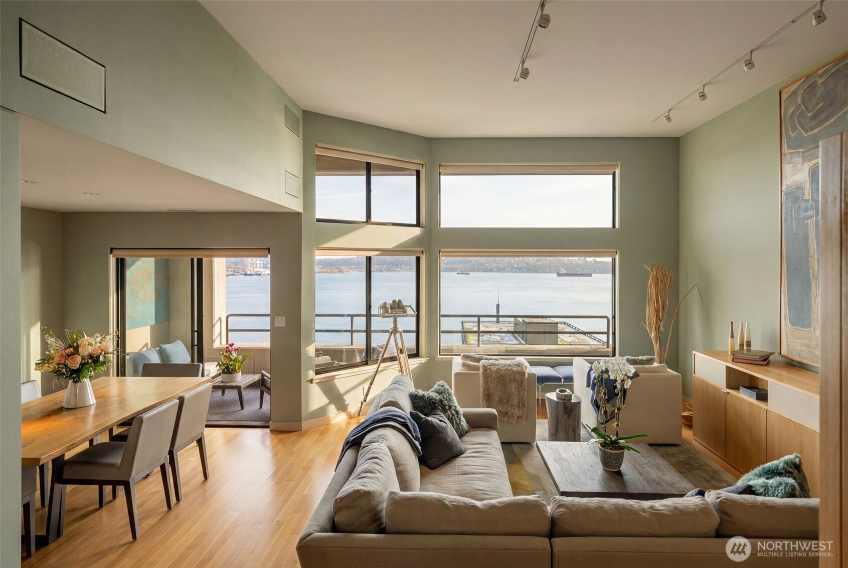 2021 1st Avenue #E8, Seattle, WA 98121