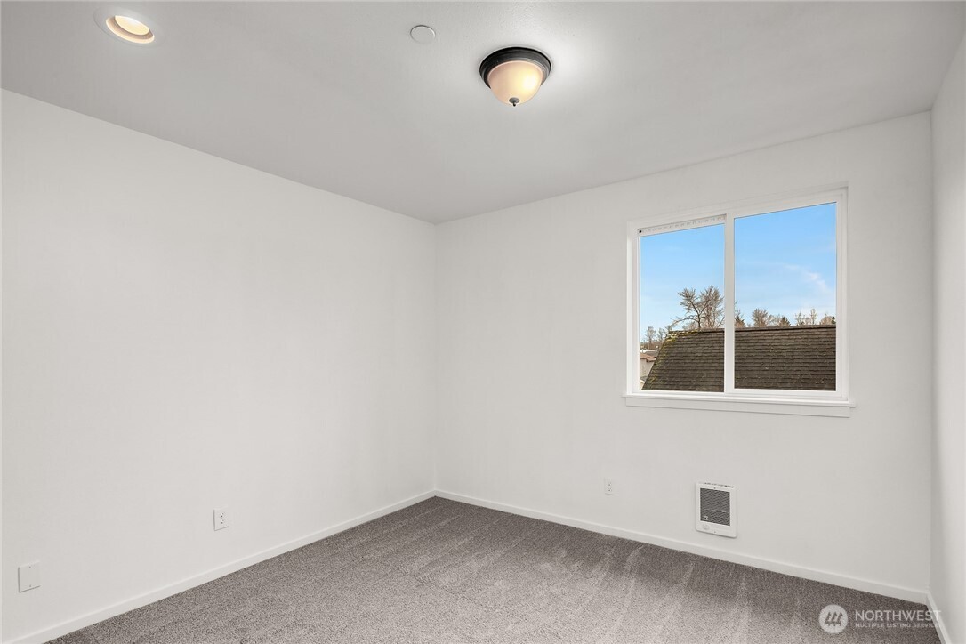 7201 E G Street #A, Tacoma, WA 98404