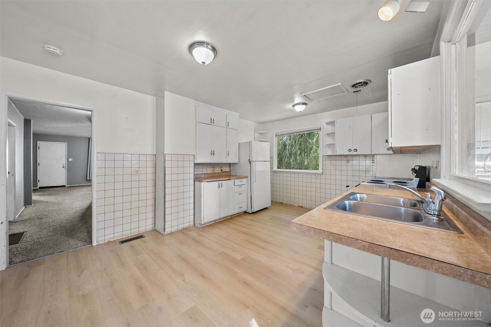 4015 S Yakima Avenue , Tacoma, WA 98418