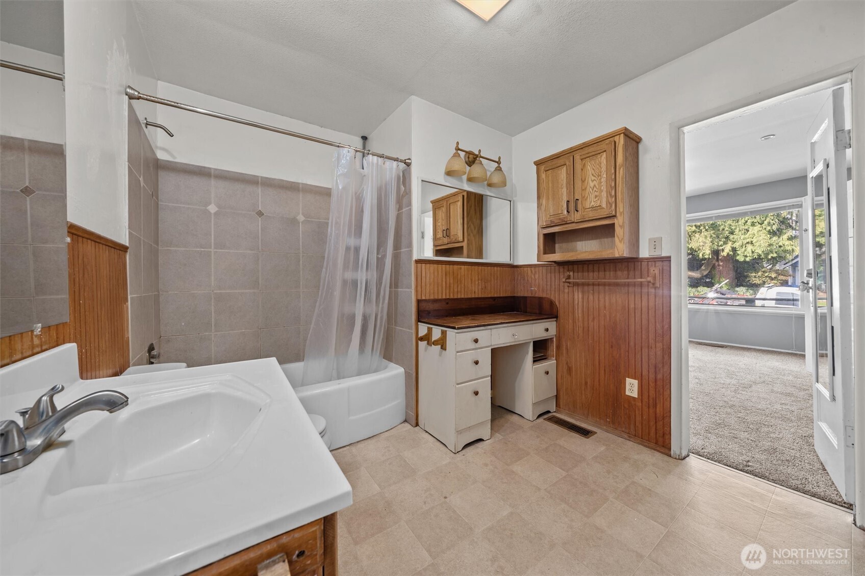 4015 S Yakima Avenue , Tacoma, WA 98418