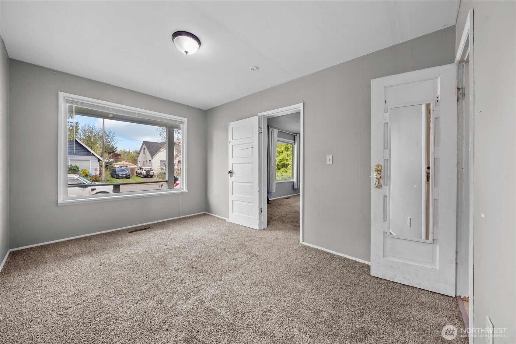 4015 S Yakima Avenue , Tacoma, WA 98418