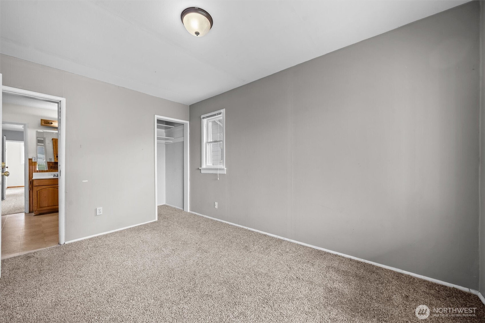 4015 S Yakima Avenue , Tacoma, WA 98418