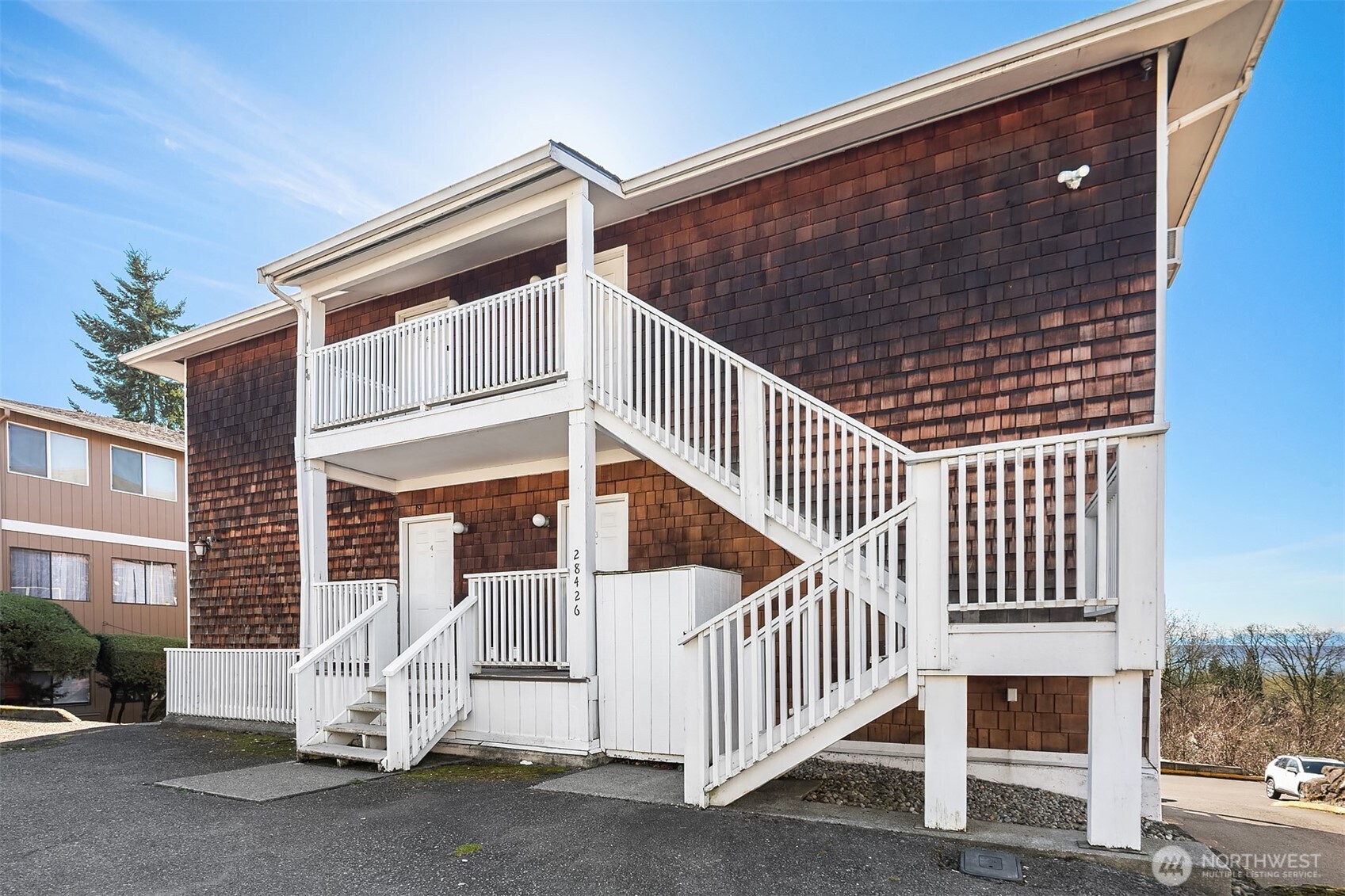 28426 S 16th Ave , Federal Way, WA 98003-3154