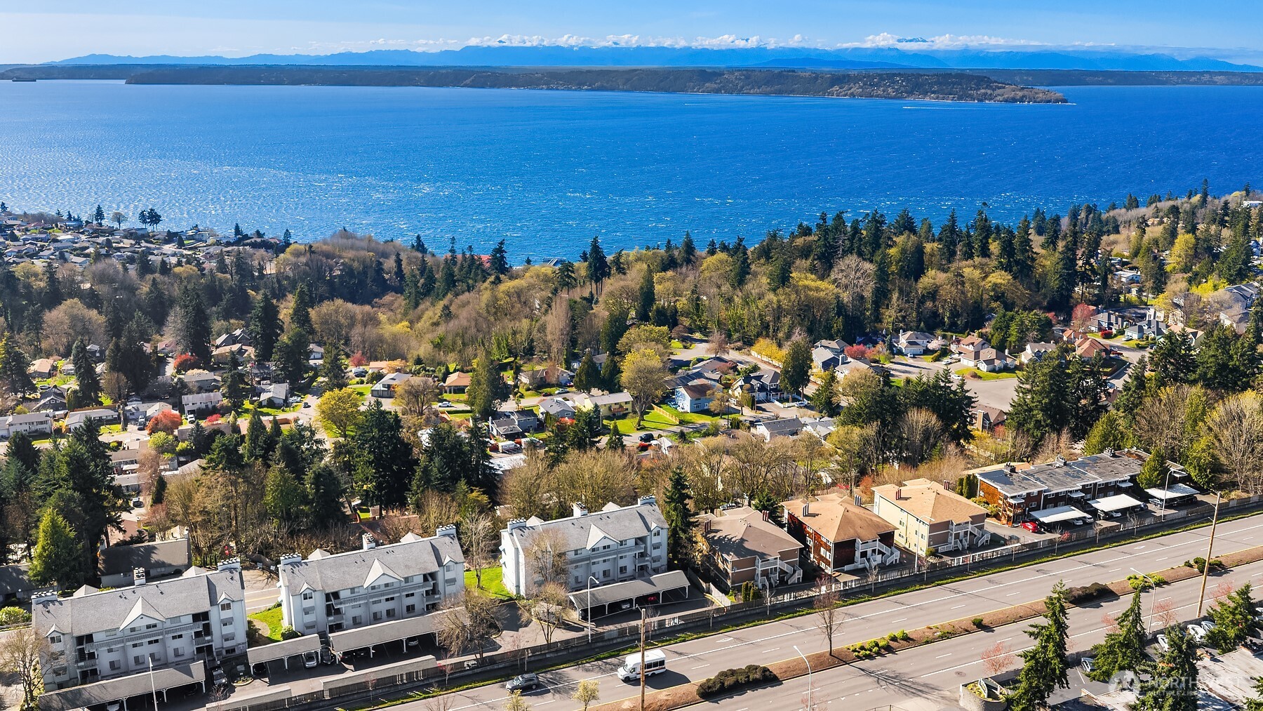 28426 S 16th Ave , Federal Way, WA 98003-3154
