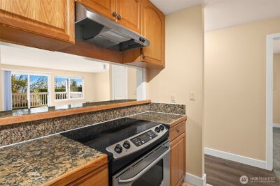 28426 S 16th Ave , Federal Way, WA 98003-3154 - Photo 9