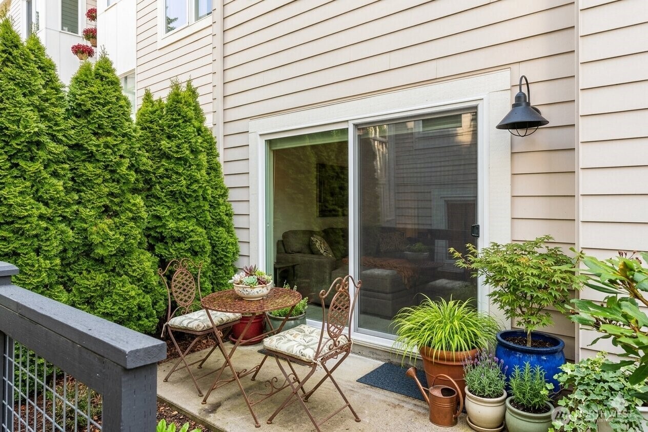 5317 80th Place SW #1, Mukilteo, WA 98275
