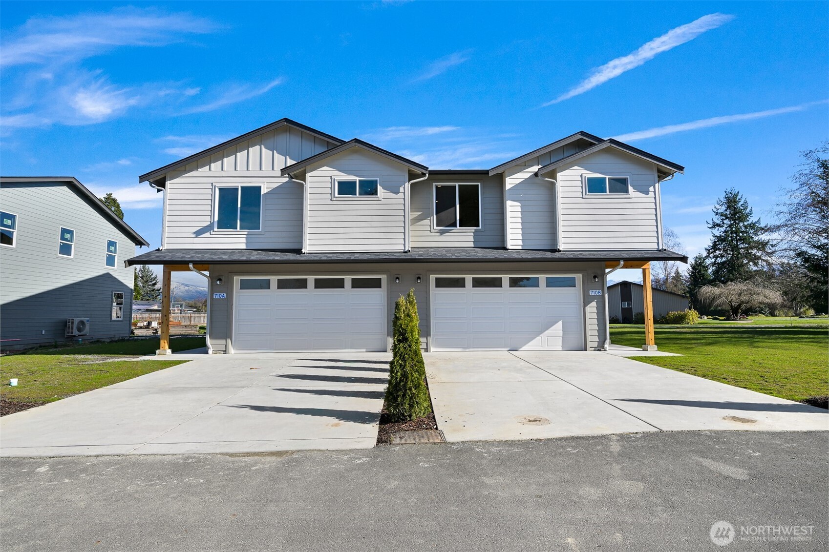 710 F AND S GRADE RD #B, Sedro Woolley, WA 98284