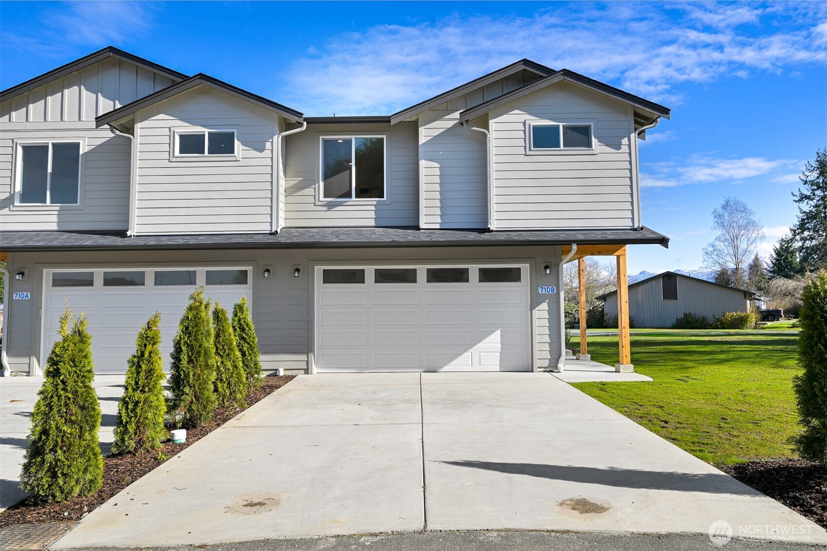 710 F AND S GRADE RD #B, Sedro Woolley, WA 98284