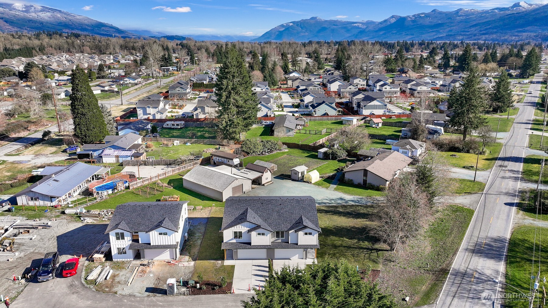 710 F AND S GRADE RD #B, Sedro Woolley, WA 98284