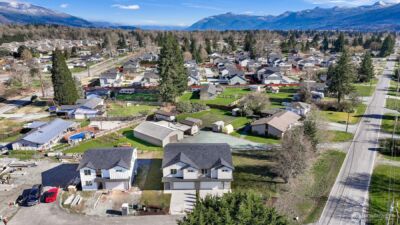 710 F AND S GRADE RD #B, Sedro Woolley, WA 98284 - Photo 34