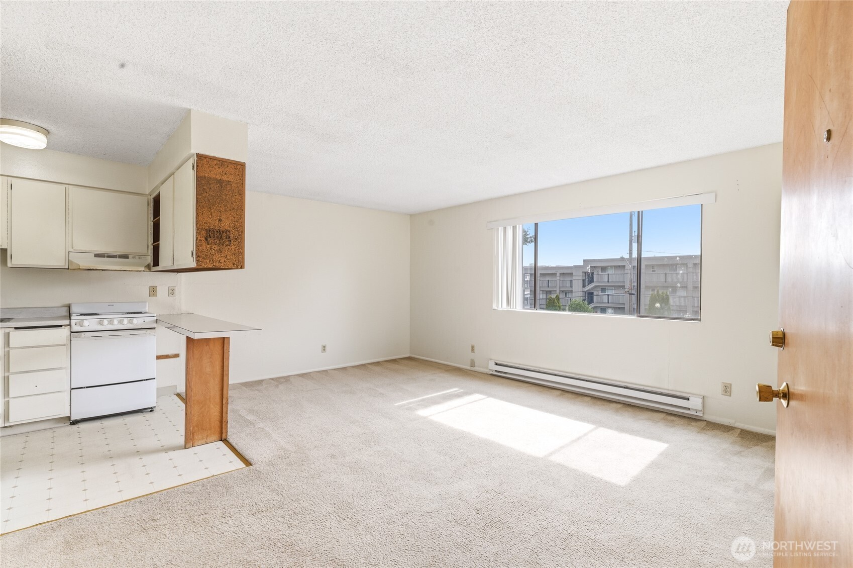 14132 37th Avenue S, Tukwila, WA 98168