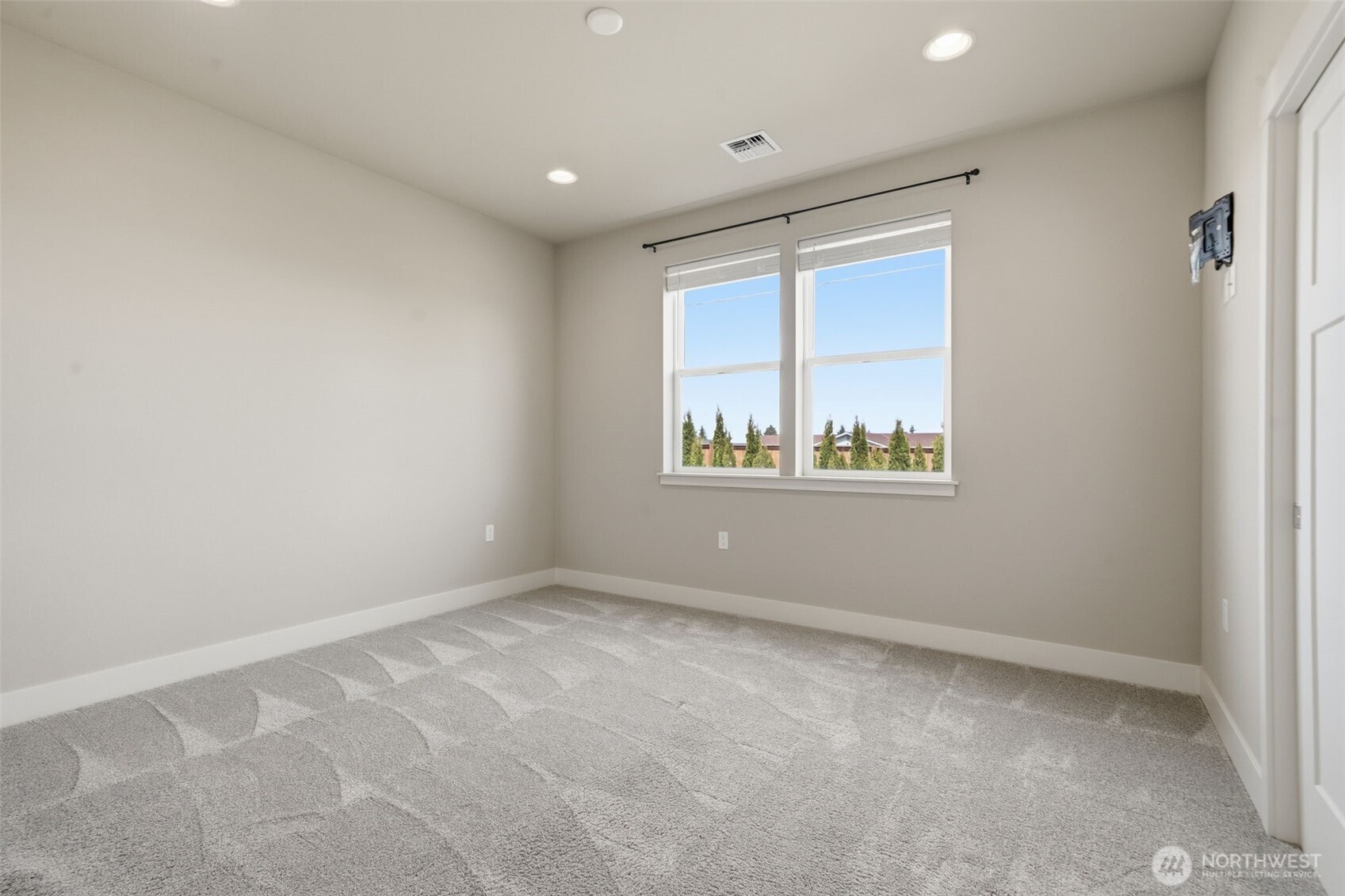 35 Viking Way , Sequim, WA 98382