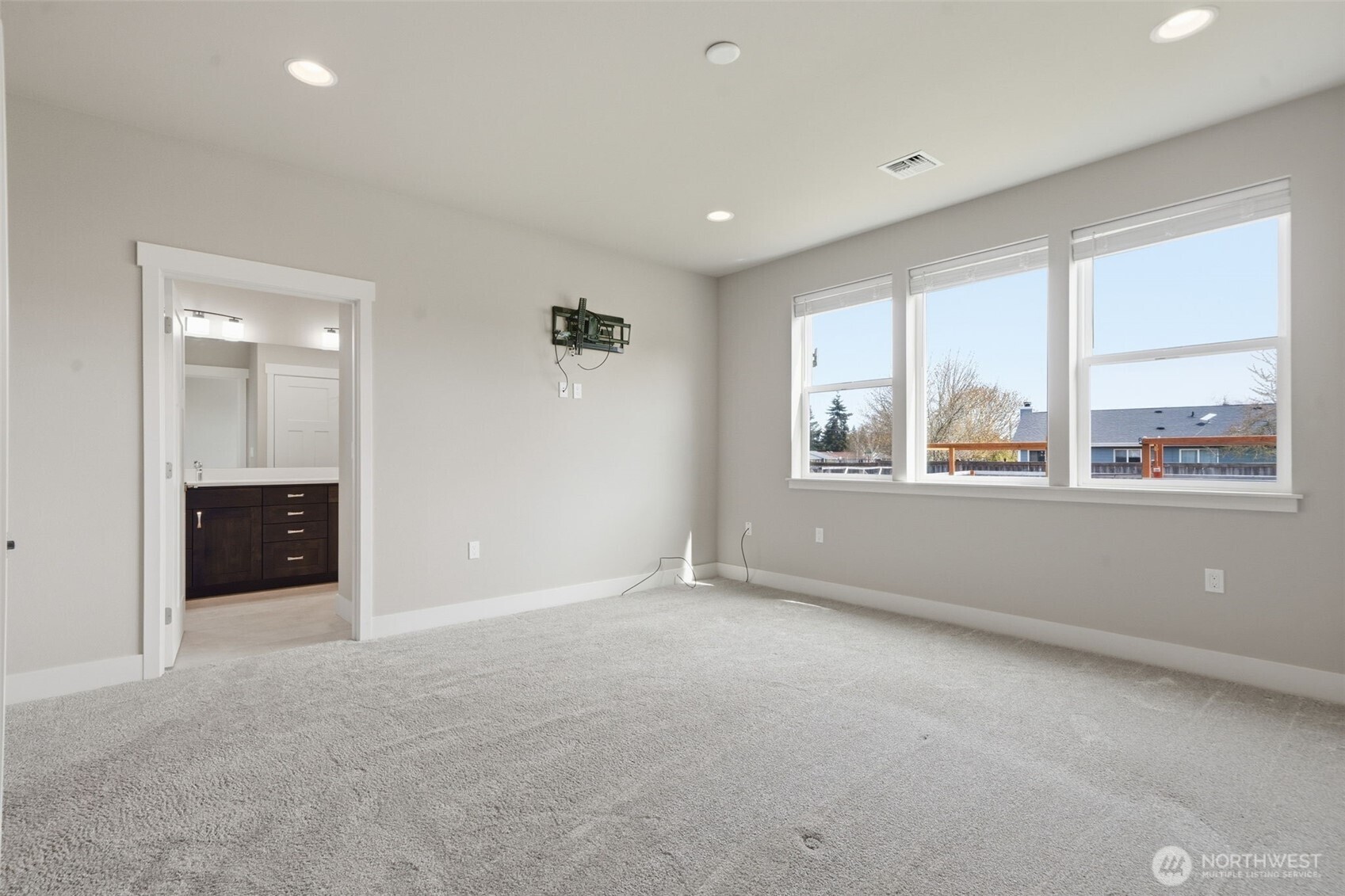 35 Viking Way , Sequim, WA 98382