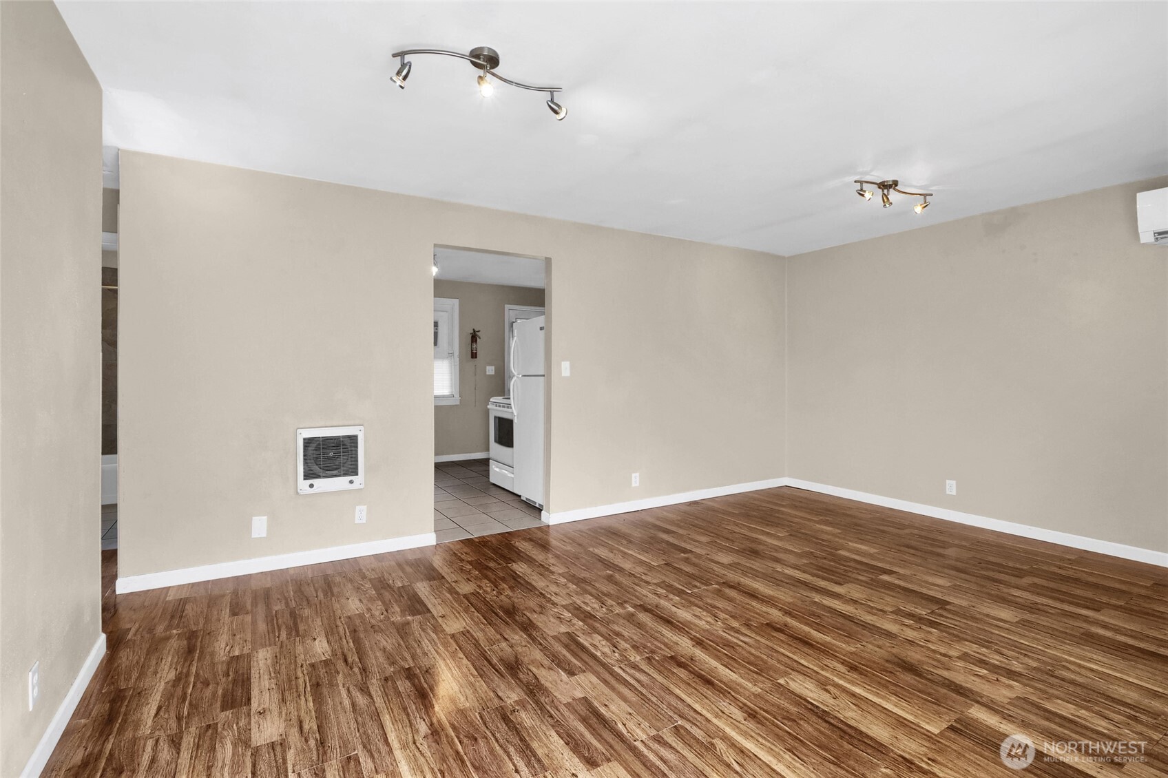 1131 1133 W Ivy Avenue , Moses Lake, WA 98837