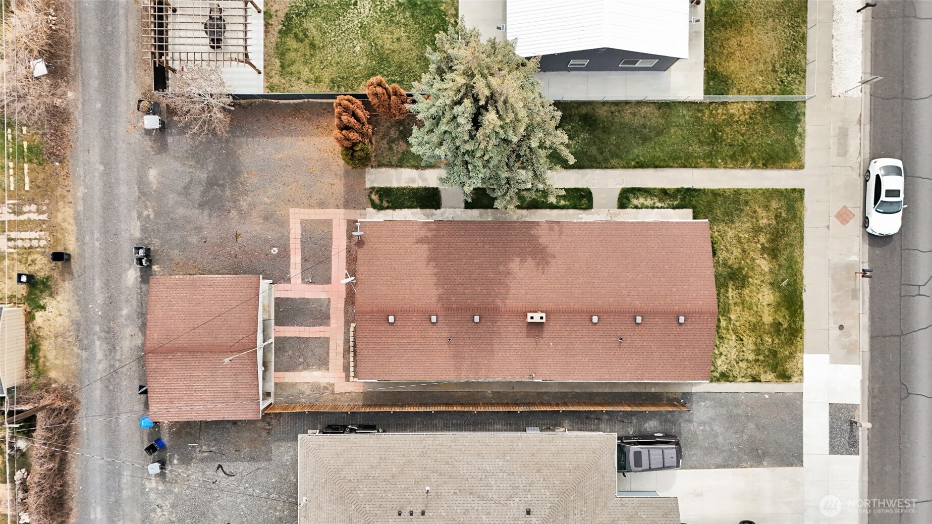 1131 1133 W Ivy Avenue , Moses Lake, WA 98837