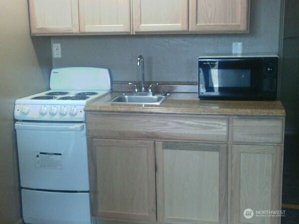 12525 W Sunset Highway , Airway Heights, WA 99001