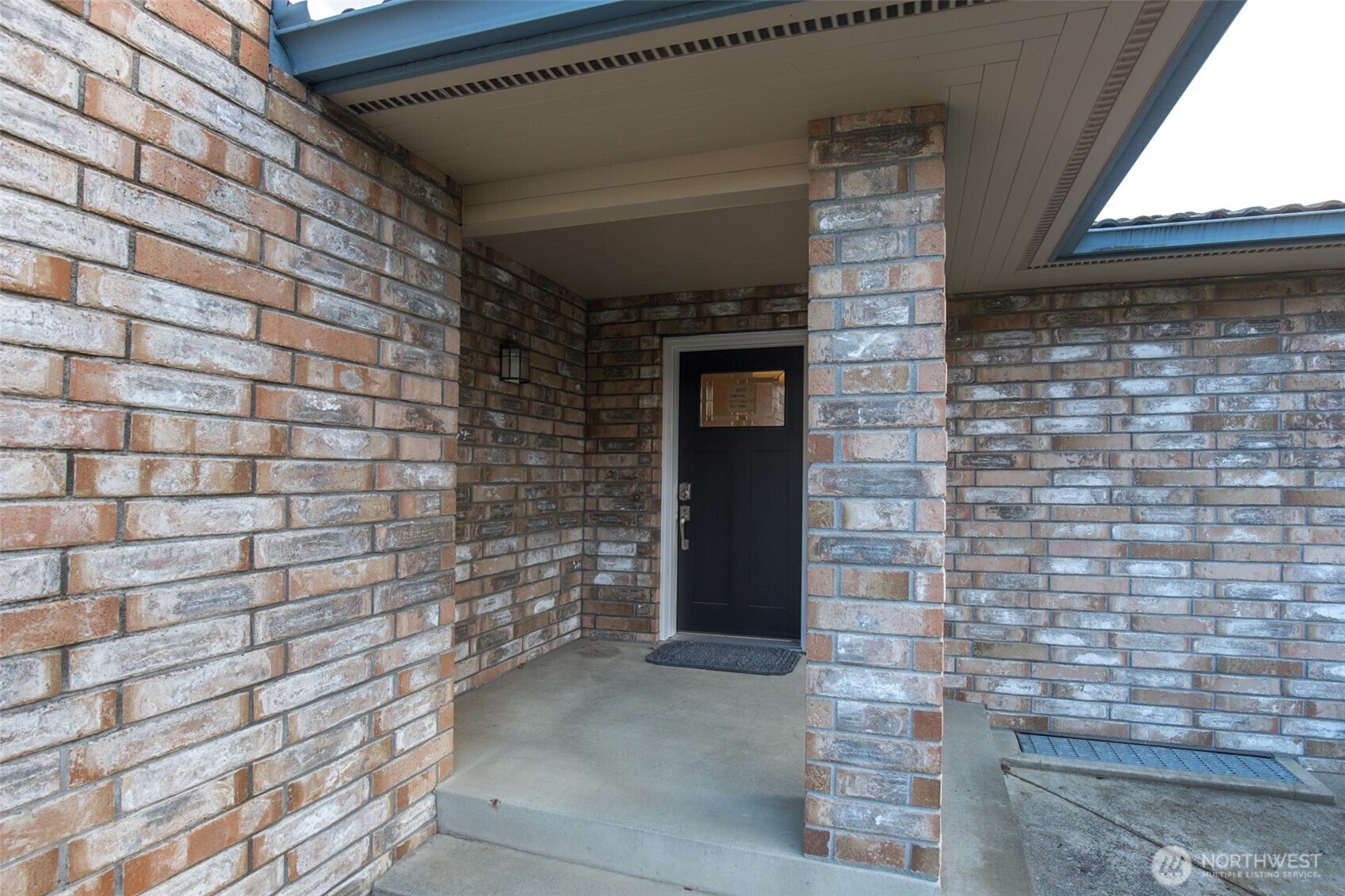 527 S Liberty Street , Port Angeles, WA 98362