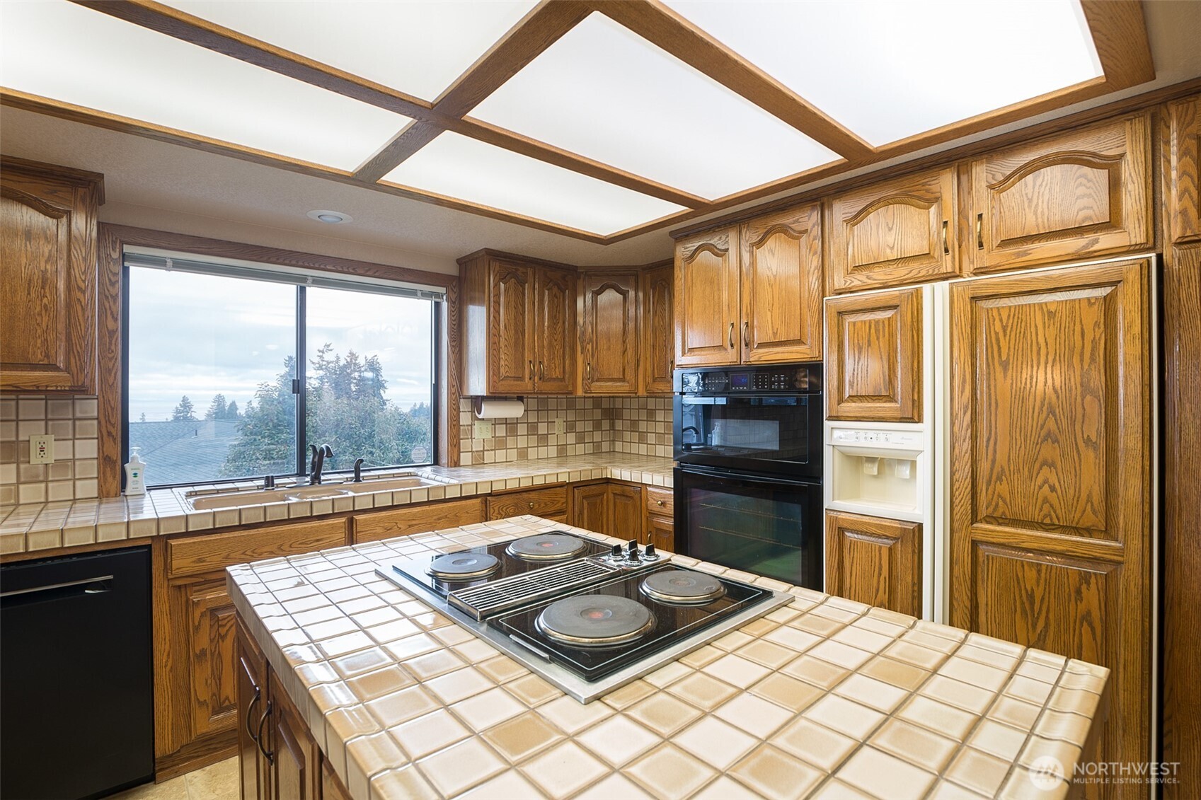 527 S Liberty Street , Port Angeles, WA 98362