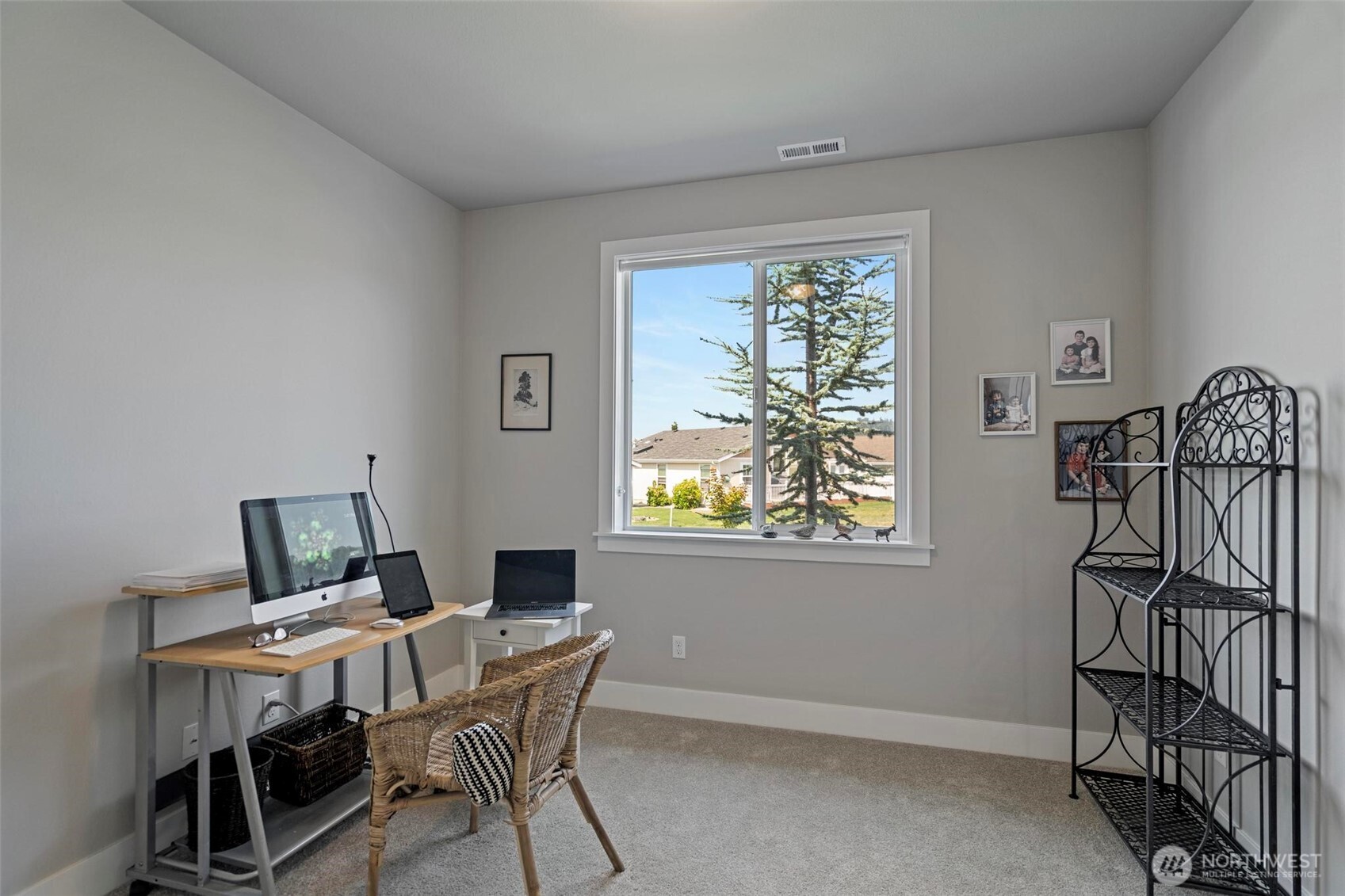 112 Madrona Lane SW, Orting, WA 98360