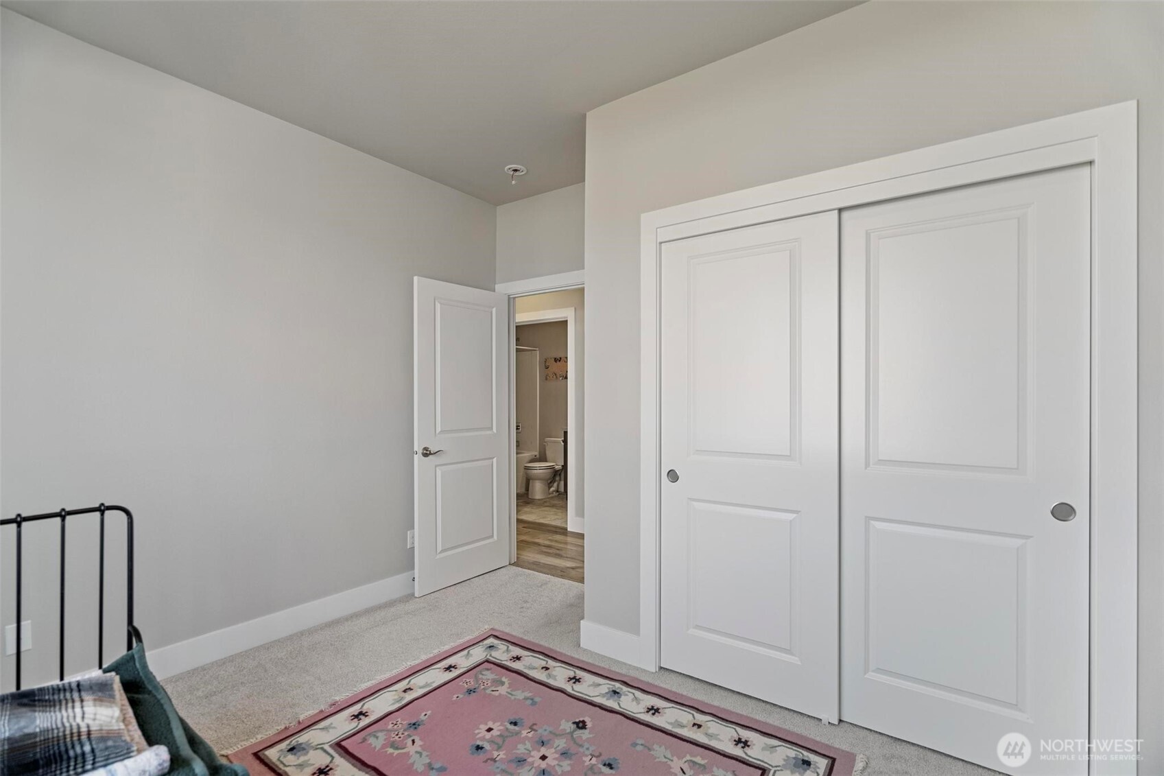 112 Madrona Lane SW, Orting, WA 98360