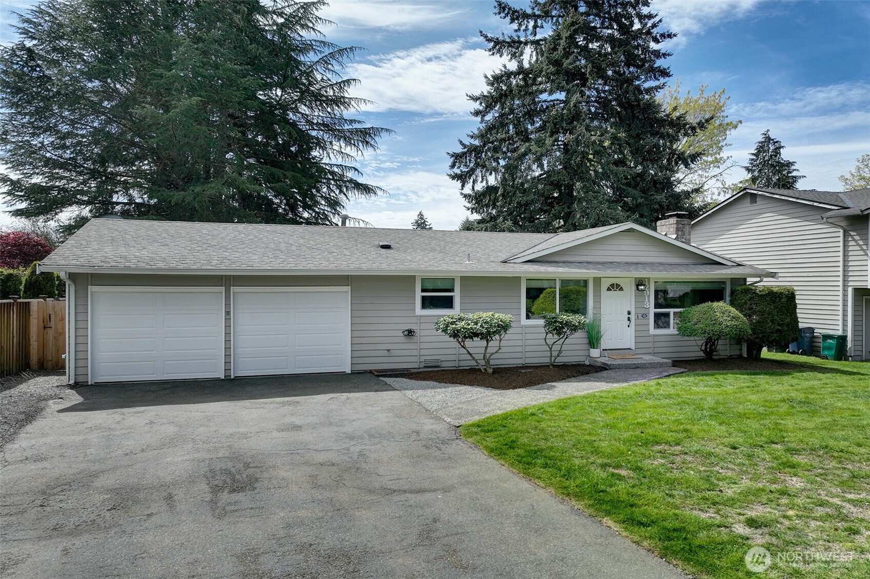 12913 NE 133rd Place , Kirkland, WA 98034
