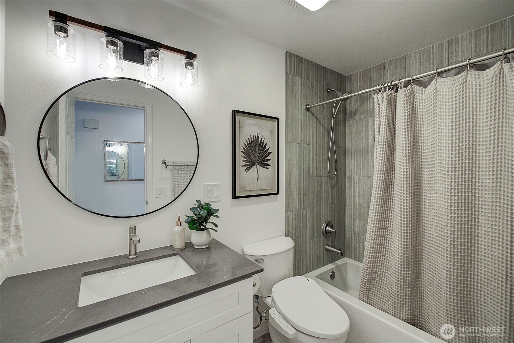 12913 NE 133rd Place , Kirkland, WA 98034