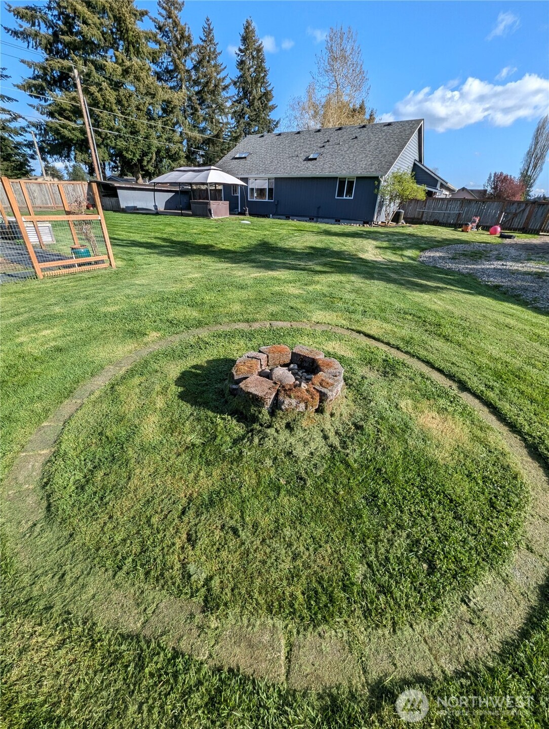 8928 Applegate Loop SW, Rochester, WA 98579