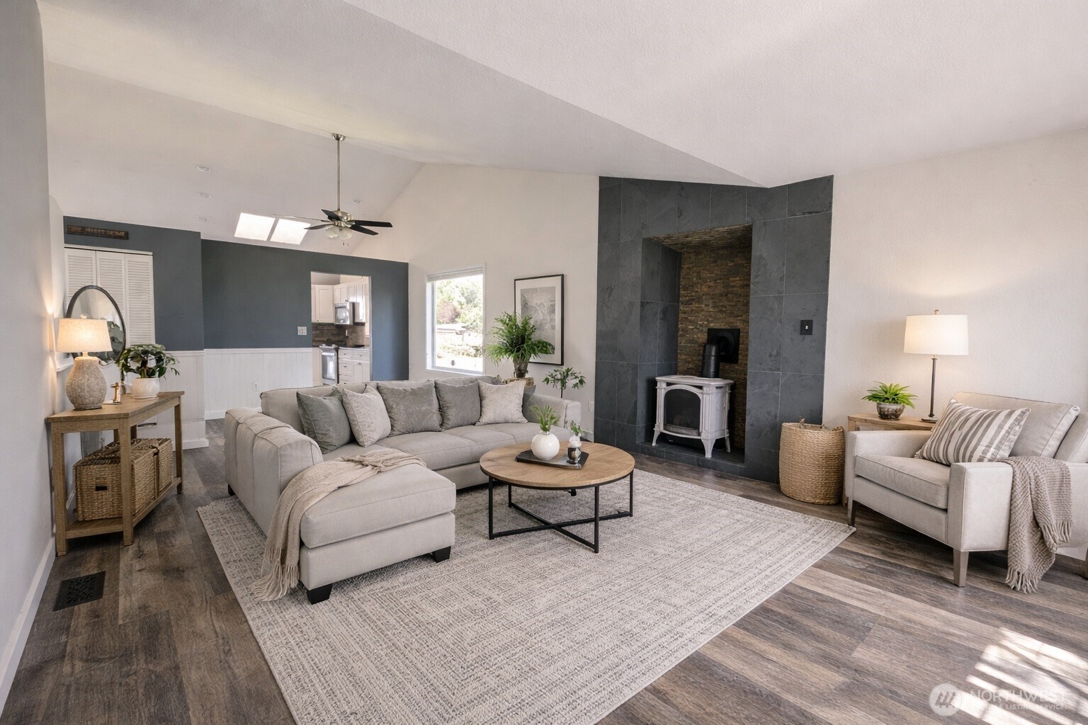 8928 Applegate Loop SW, Rochester, WA 98579