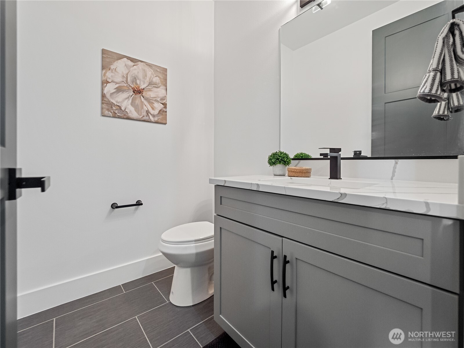 123 S McNeely Street , Buckley, WA 98321