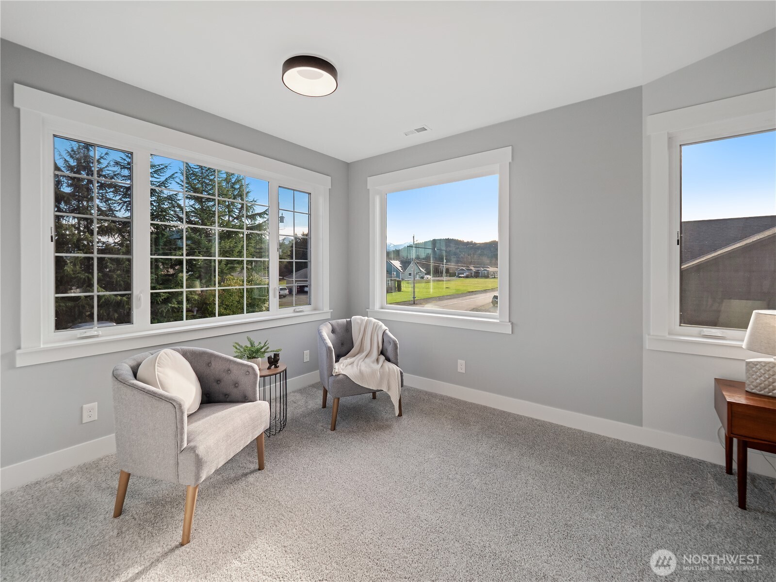 123 S McNeely Street , Buckley, WA 98321