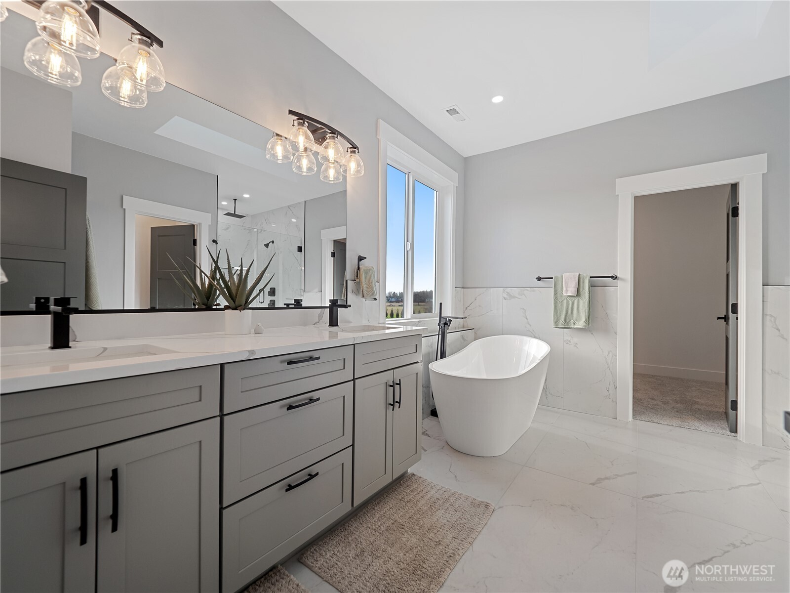 123 S McNeely Street , Buckley, WA 98321