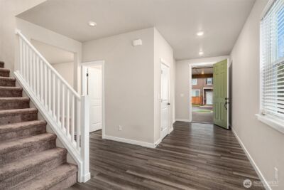 1541 27th Street NW, Puyallup, WA 98371-6648 - Photo 4