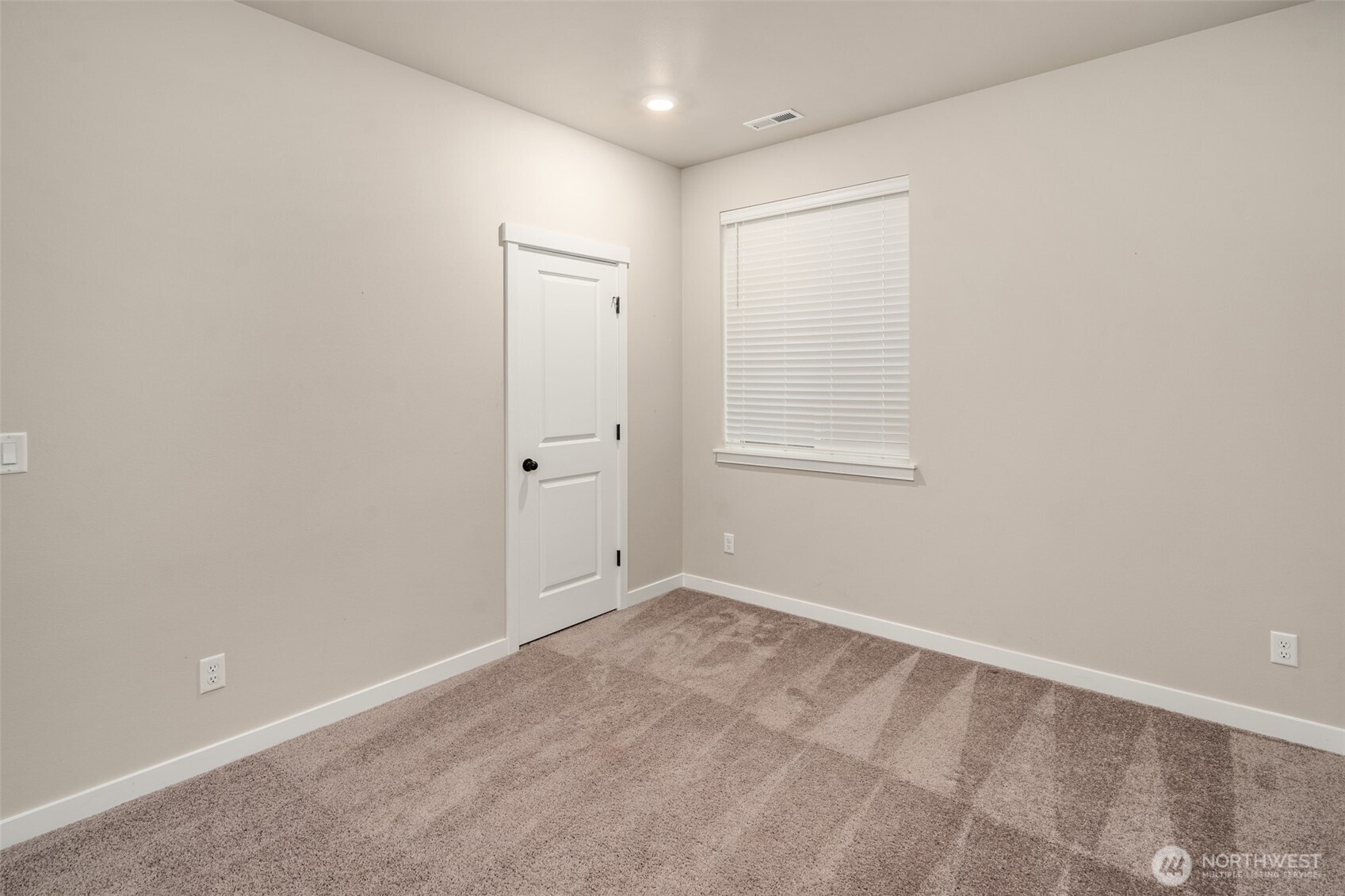 1541 27th Street NW, Puyallup, WA 98371-6648