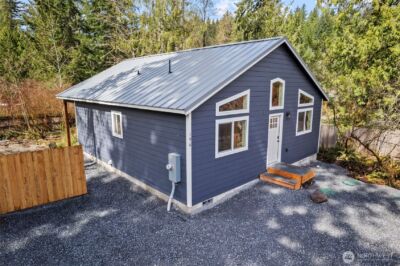 196 Skate Creek Road N, Eatonville, WA 98304 - Photo 2