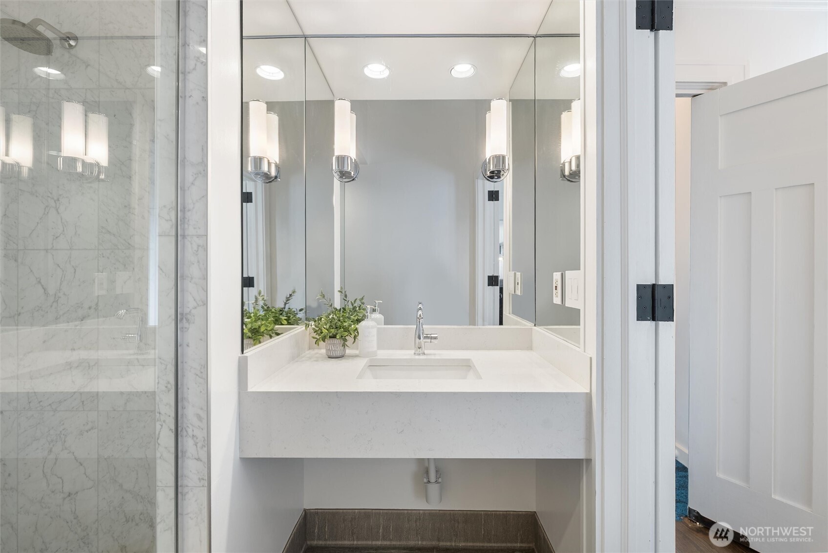 1519 3rd Avenue #501, Seattle, WA 98101