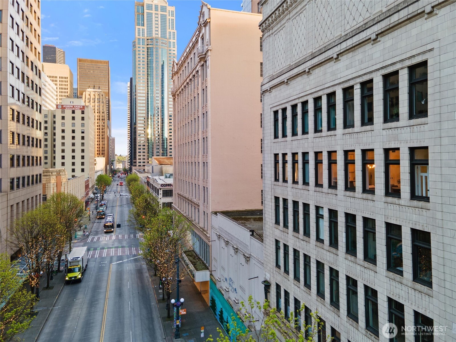 1519 3rd Avenue #501, Seattle, WA 98101