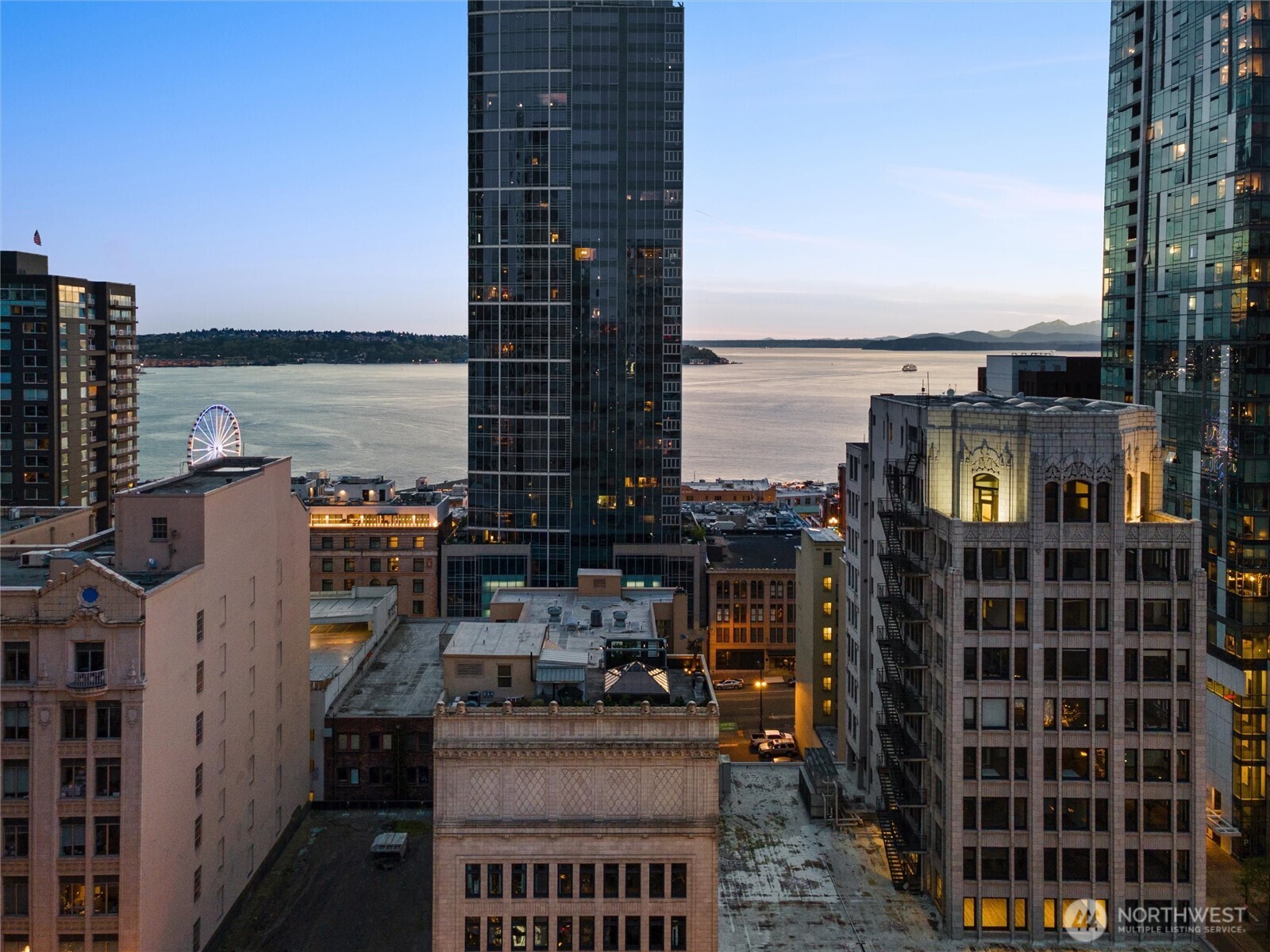 1519 3rd Avenue #501, Seattle, WA 98101