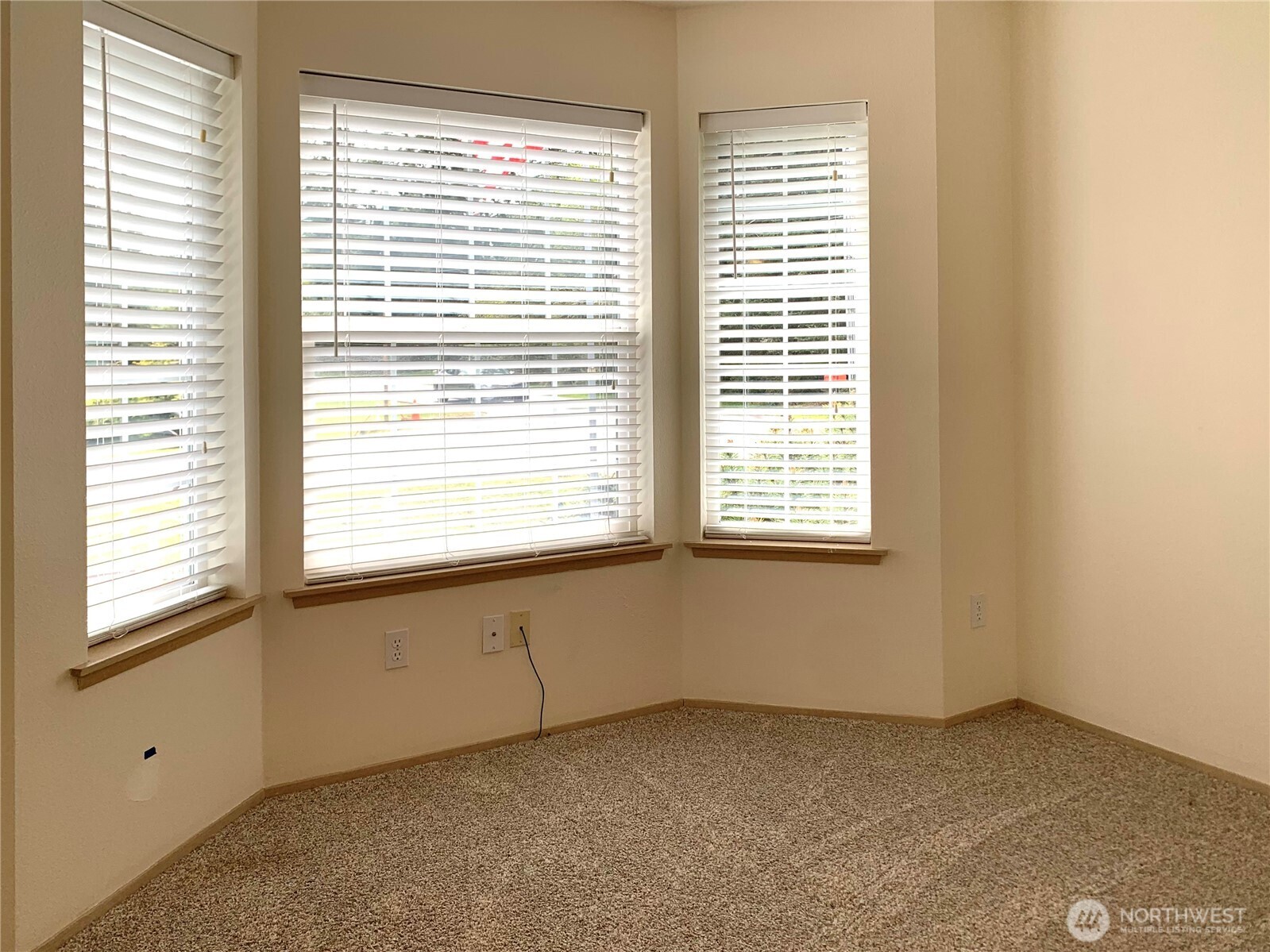 419 Lake West Loop NE, Ocean Shores, WA 98569