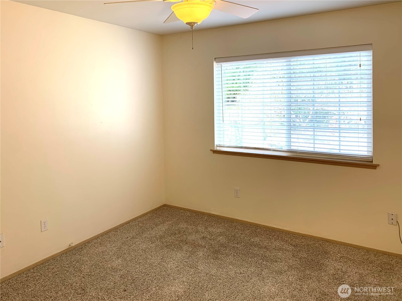 419 Lake West Loop NE, Ocean Shores, WA 98569