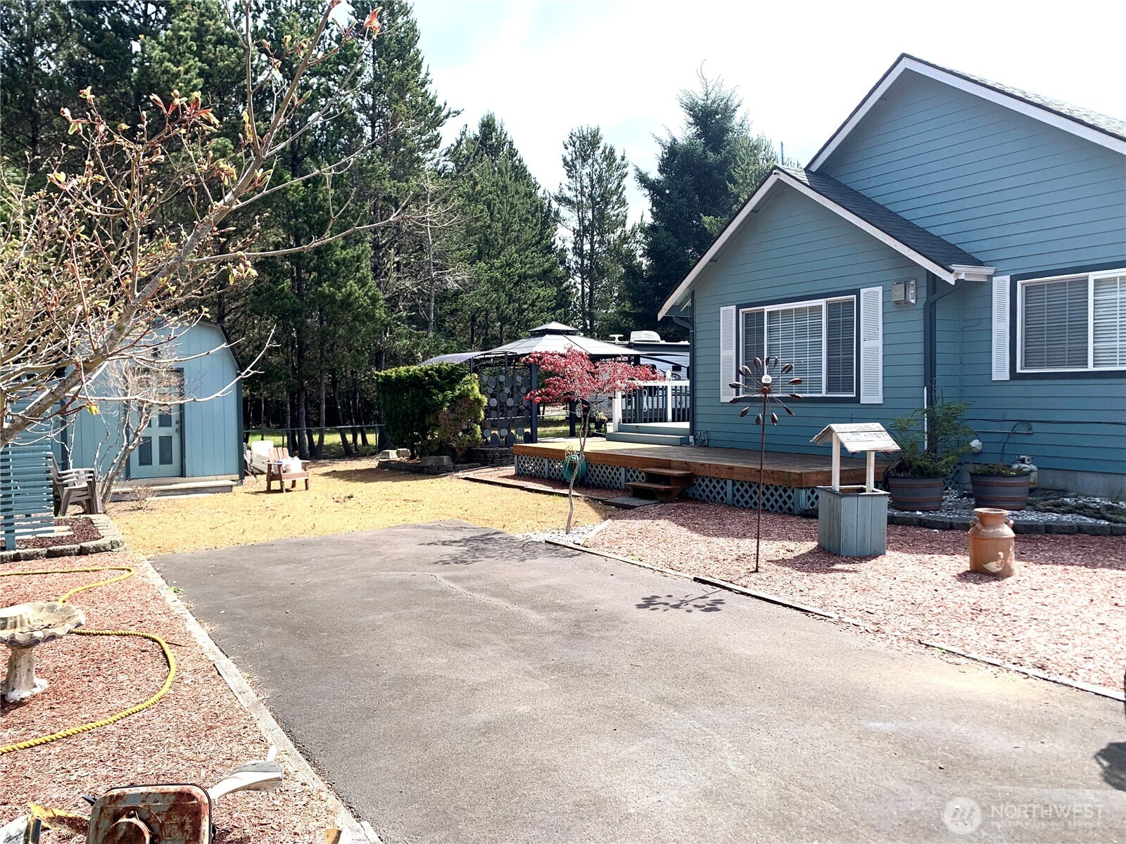 419 Lake West Loop NE, Ocean Shores, WA 98569