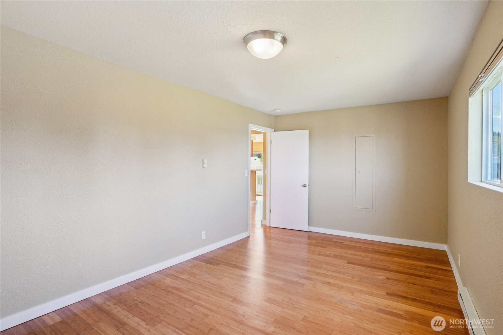 5321 N Pearl Street #206, Tacoma, WA 98407