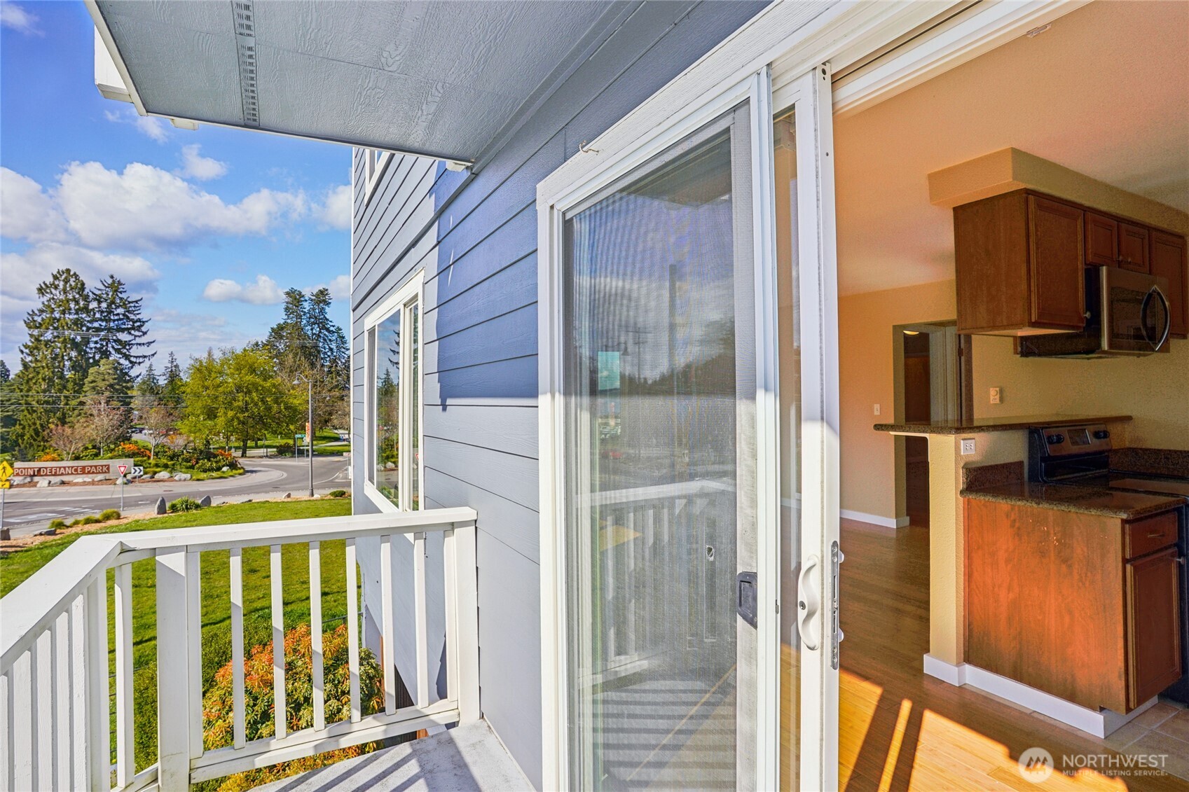 5321 N Pearl Street #206, Tacoma, WA 98407