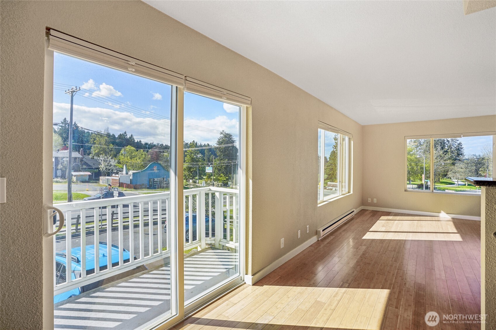5321 N Pearl Street #206, Tacoma, WA 98407
