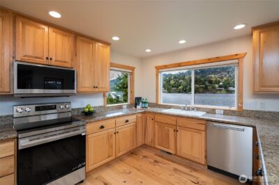 18304 South West View Road , Mount Vernon, WA 98274 - Photo 13
