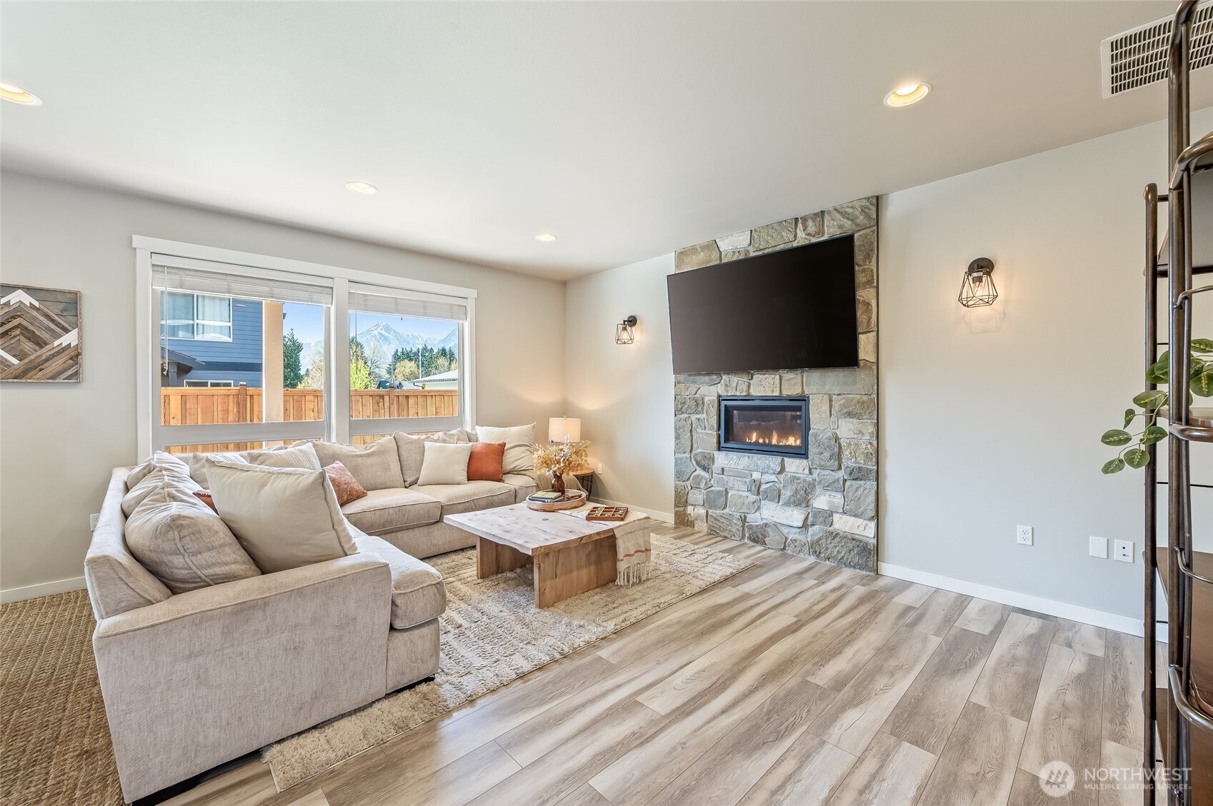 311 Pinegrass St , Leavenworth, WA 98826