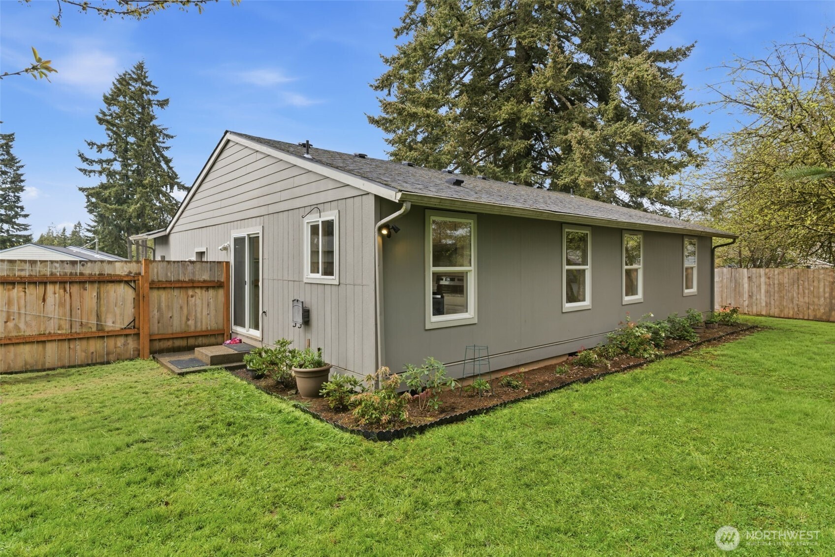 326 Cedar Court , Winlock, WA 98596
