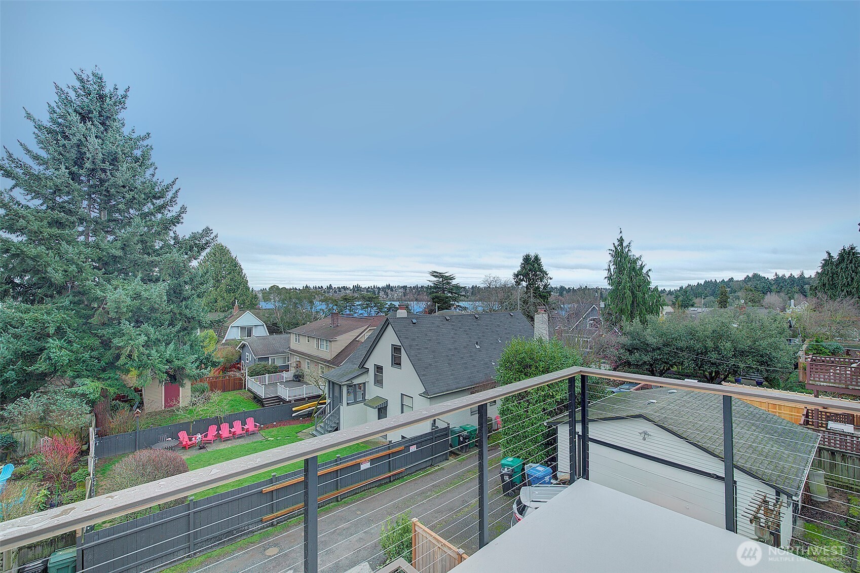 7008 Linden Avenue N, Seattle, WA 98103