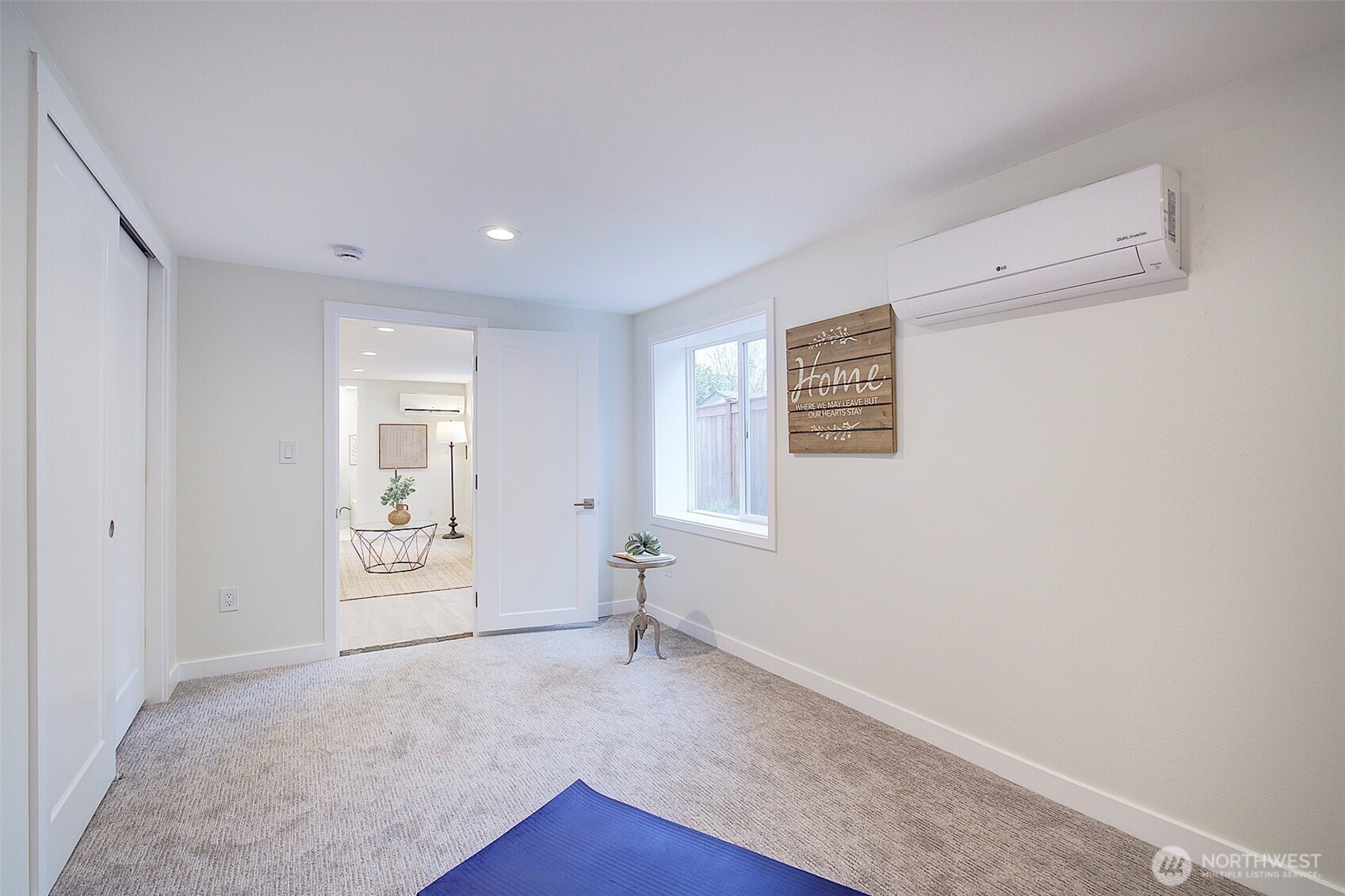 7008 Linden Avenue N, Seattle, WA 98103